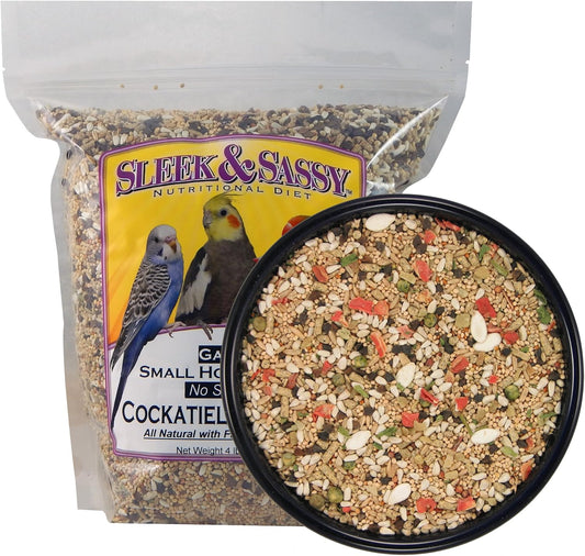 SLEEK & SASSY Garden Small Hookbill No Sunflower Bird Food for Lovebirds, Cockatiels, Quaker Parrots & Small Conures (4 lbs.)